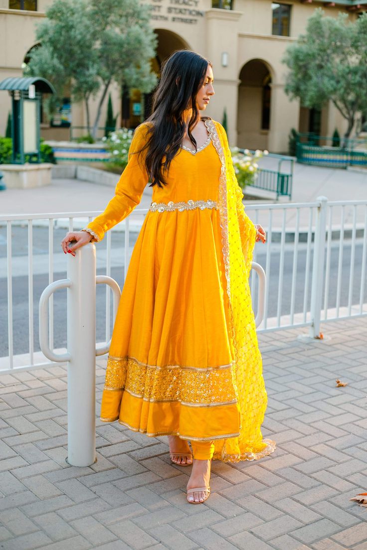 Buy Rumaisa - The Yellow Anarkali Set by Designer LABEL MANSI NAGDEV for  Women online at Kaarimarket.com